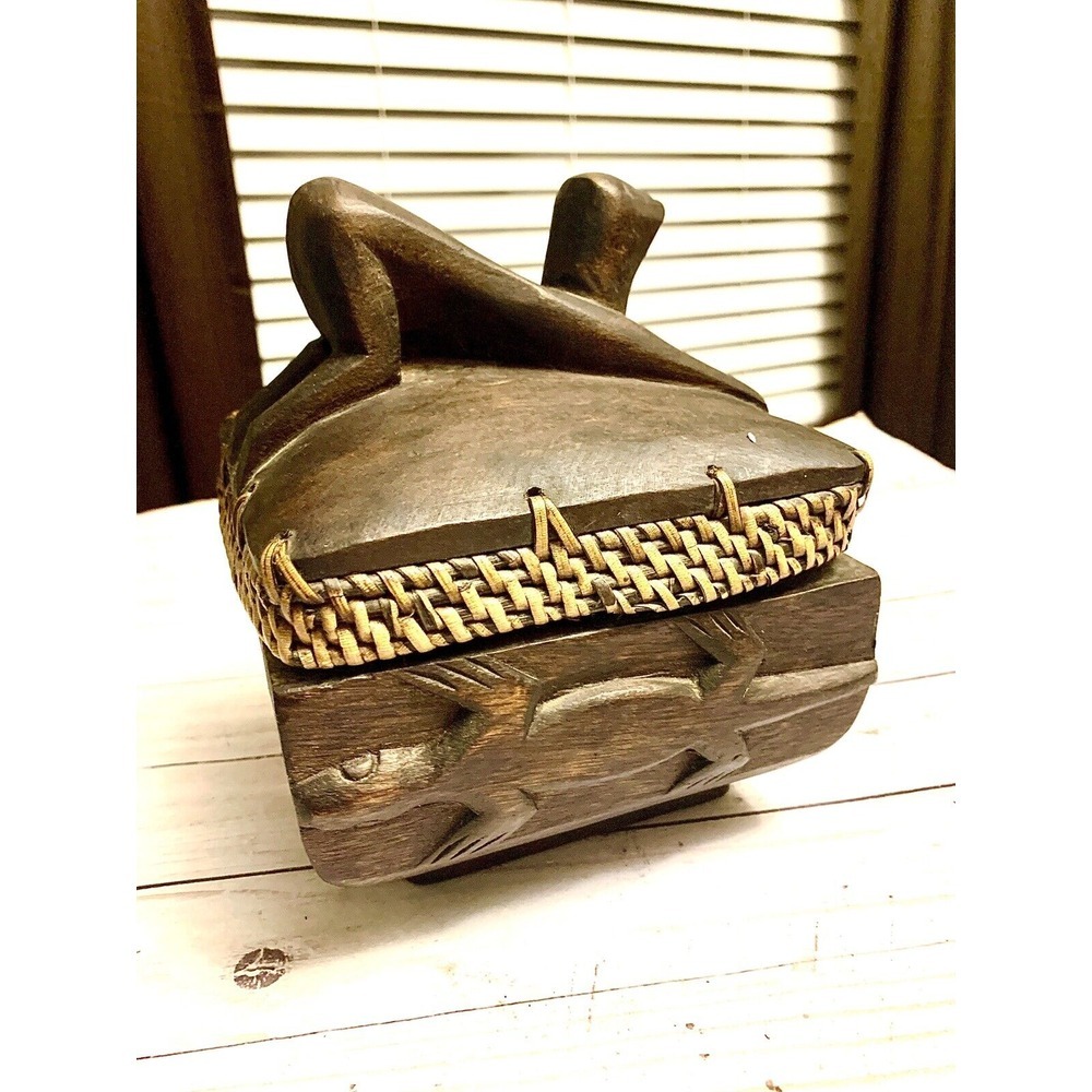 AFRICAN PRIMITIVE HAND CARVED MONKEY ON TOP FIGURE OLIVE WOOD LIDDED BOX